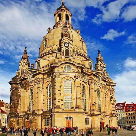 Schones Zimmer Naher Bahnhof Neustadt Dresden Zentral Wlan Exterior foto